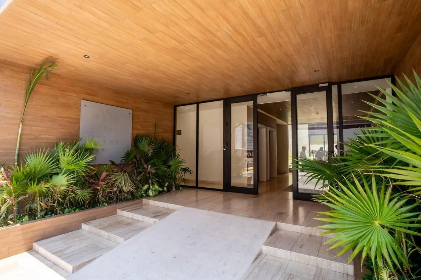 פלאייה דל כרמן Musa Del Carmen- Modern 5Th Avenue Apt W/ Rooftop מקסיקו